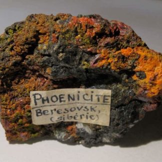 Phoenicochroite, embreyite, vauquelinite, Berezovsk, Oural, Russie.