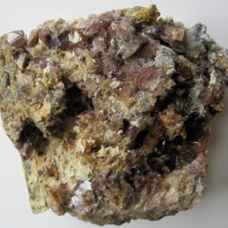 Axinite, Albite et Préhnite, Pêne Arrouye, Campan, Hautes-Pyrénées.