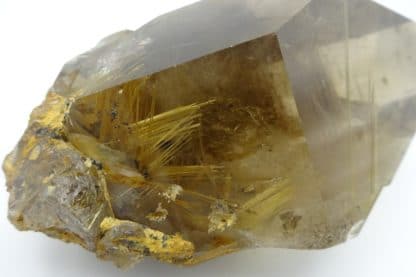 Quartz fumé à inclusions de Rutile, Brésil.