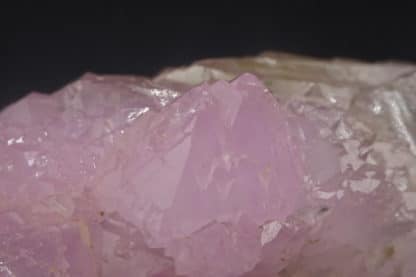 Quartz rose cristallisé, Lavra da Ilha, Taquaral, Minas Gerais, Brésil.