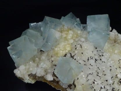 Fluorine bleue, mine du Burc, Au Burg, Tarn.