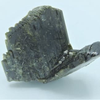 Cristal d’Epidote, Aiguilles Grises, Massif du Mont-Blanc, Italie.