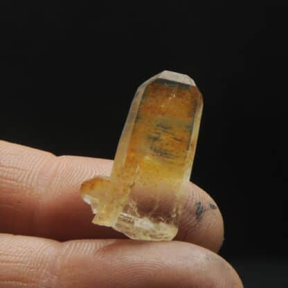 Quartz en macle du Japon (ou de la Gardette), Les Halles, Vaulnaveys, Isère.