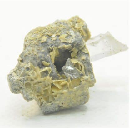 Wulfénite, Hydrocérusite, Galène et Quartz, Griessertal, Uri, Suisse.