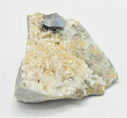 Grand cristal d’Anatase, et Albite, Pakistan.