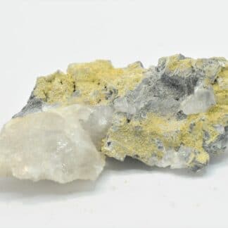 Wulfénite, Hydrocérusite, Galène et Quartz, Griessertal, Canton d’Uri, Suisse.