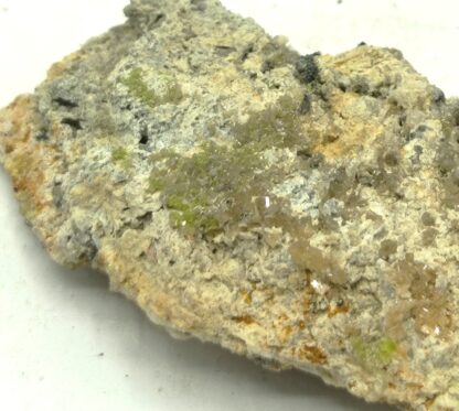 Stolzite et Pyromorphite, Giromagny, Territoire de Belfort, Franche-Comté.