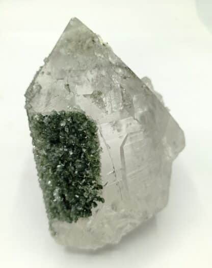 Apophyllite sur Quartz, Tunnel du Saint-Gothard, Suisse.