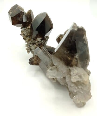 Quartz fumé et Brookite, Puiva, Oural, Russie.