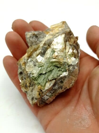 Tourmaline verte et Mica, Orvault, Loire-Atlantique.