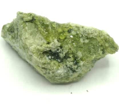 Idocrase (Vésuvianite), Glacier du Théodule, Zermatt, Suisse.