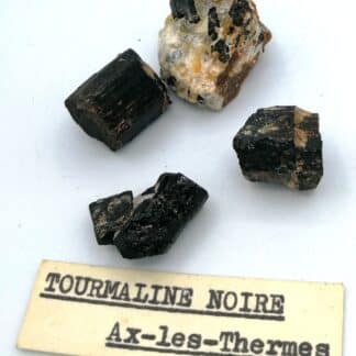 Lot-de-4-tourmalines-noires-Ax-Les-Thermes-Ariege.