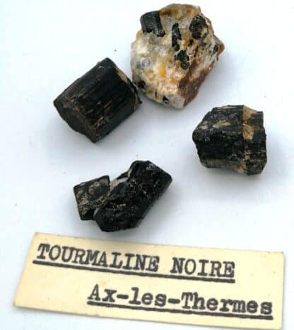 Lot-de-4-tourmalines-noires-Ax-Les-Thermes-Ariege.