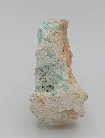 Turquoise et Amblygonite, Montebras, Creuse.