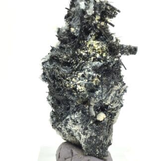 Tourmaline (Schorl) sur Quartz, Carrière Menou, Saint Salvy, Tarn.