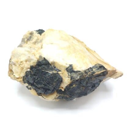 Tourmaline (Schorl), Saint-Mary-le-Plain, Cantal.