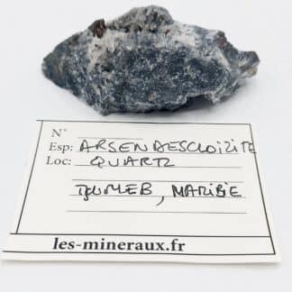 Arsendescloizite et quartz, Tsumeb, Namibie.