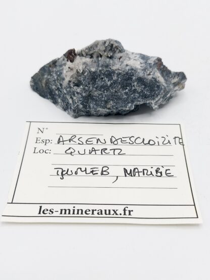 Arsendescloizite et quartz, Tsumeb, Namibie.