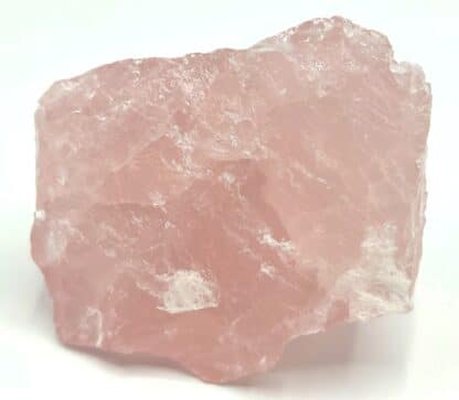 Bloc massif de quartz rose, Madagascar.