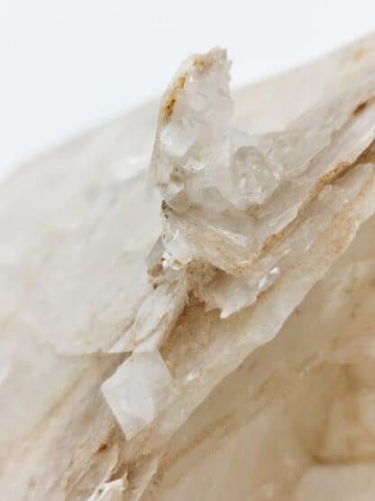 Calcite type "Paperspath" et adulaire, Rueras, Tujetsch, Suisse.