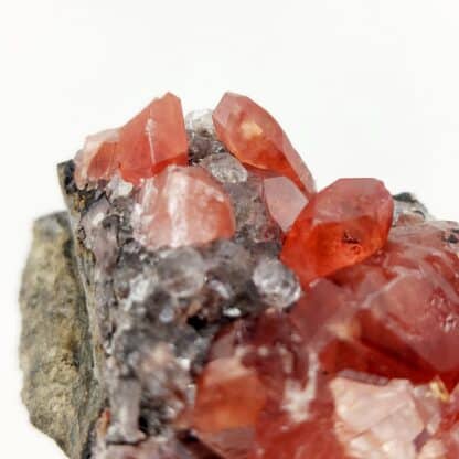 Rhodochrosite, fluorite, Mine d'Uchucchacua, Lima , Pérou.